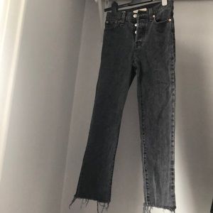 Levi's Wedgie Straight Petite Black Jean